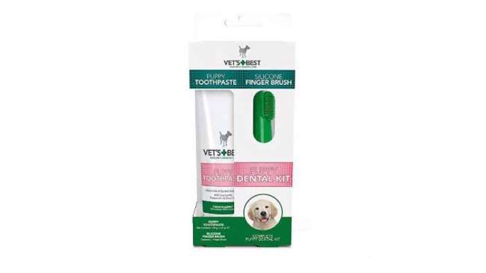 Vet's Best puppy dental kit parexei tin kaluteri odontiatriki frontida ga ta koutabia.